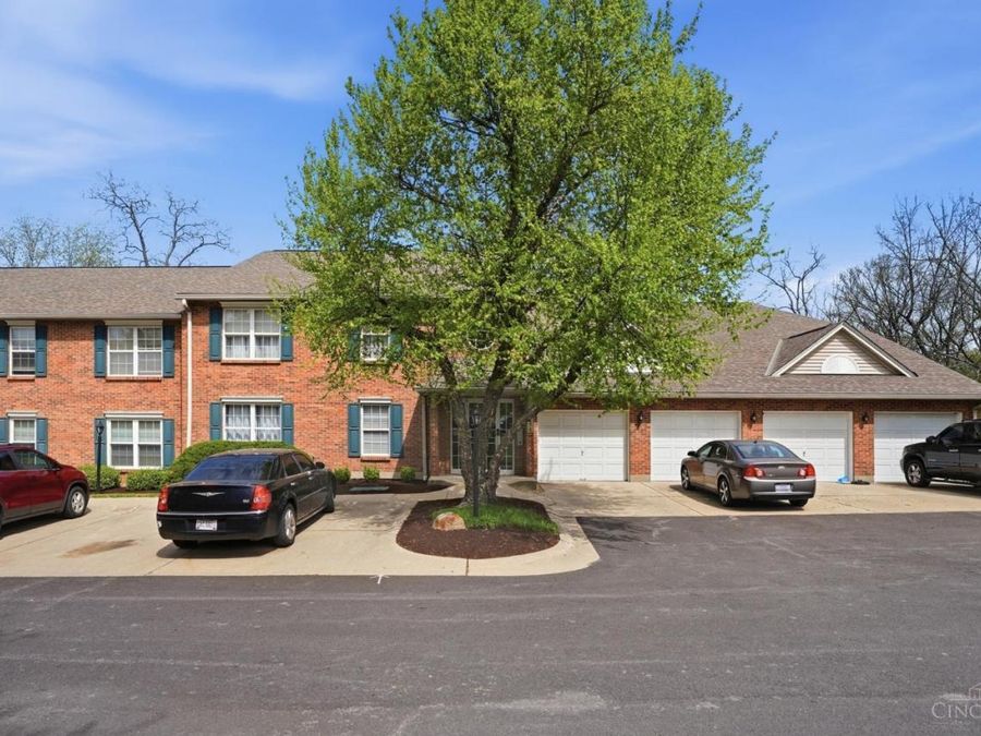 3675 W Galbraith Road, Unit 16, Colerain Township, OH 45247 Photo 1