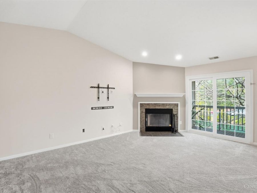 3675 W Galbraith Road, Unit 16, Colerain Township, OH 45247 Photo 7