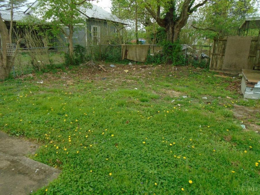704 Broadway Street, Manchester, OH 45144 Photo 5