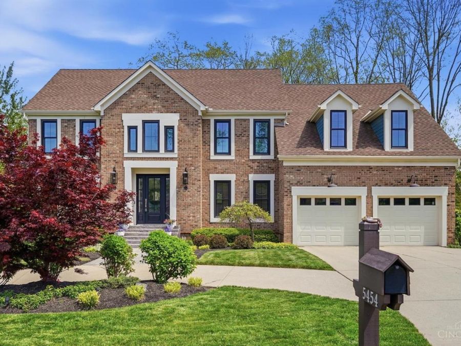 5454 Creek Bend Drive, West Chester, OH 45069 Photo 1