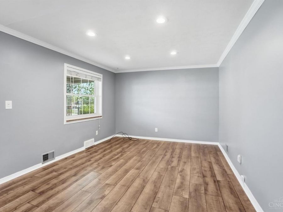 1543 Sanborn Drive, Reading, OH 45215 Photo 9
