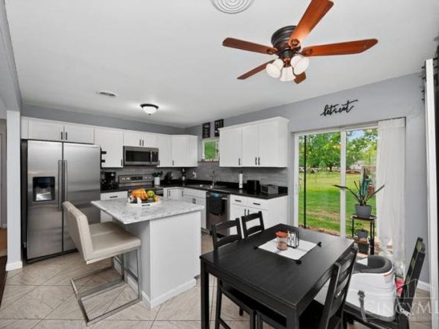 817 Fairway Drive, Union Township, OH 45245 Photo 12