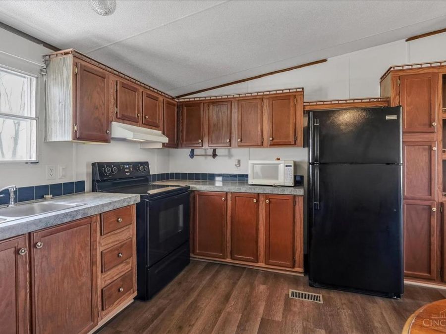 674 Bernard Road, New Vienna, OH 45159 Photo 11