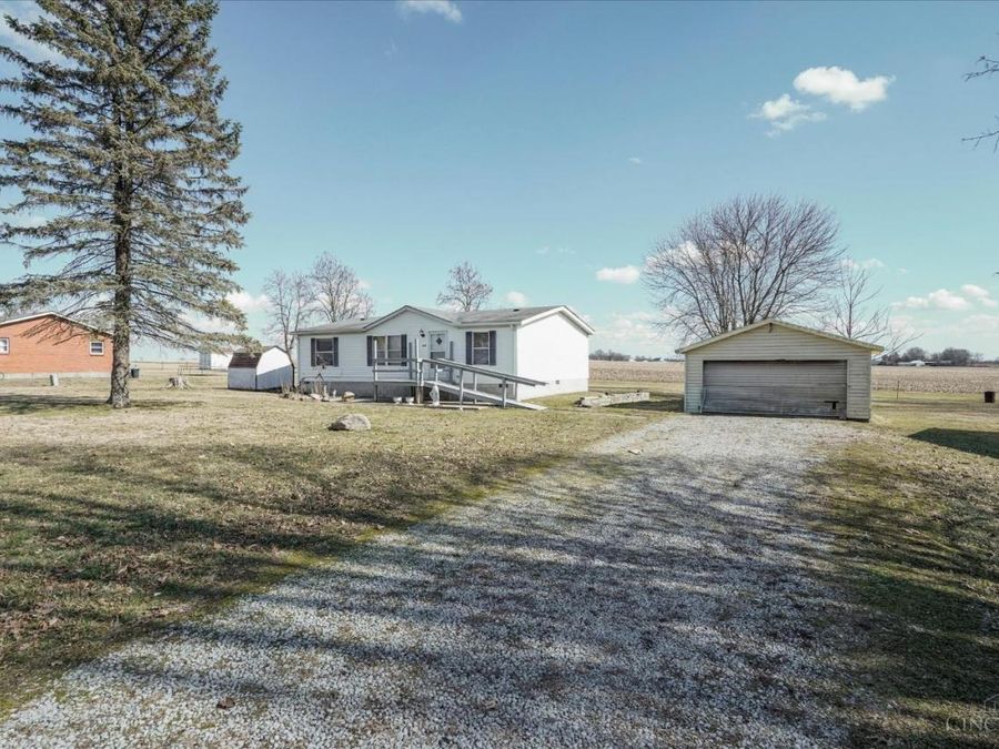 674 Bernard Road, New Vienna, OH 45159 Photo 2