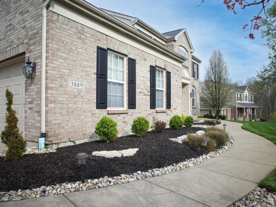 3889 Bear Lane, Miami Township, OH 45002 Photo 4