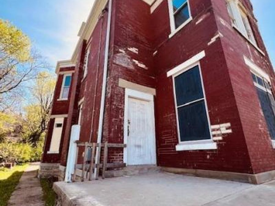533 Rockdale Avenue, Cincinnati, OH 45229 Photo 2