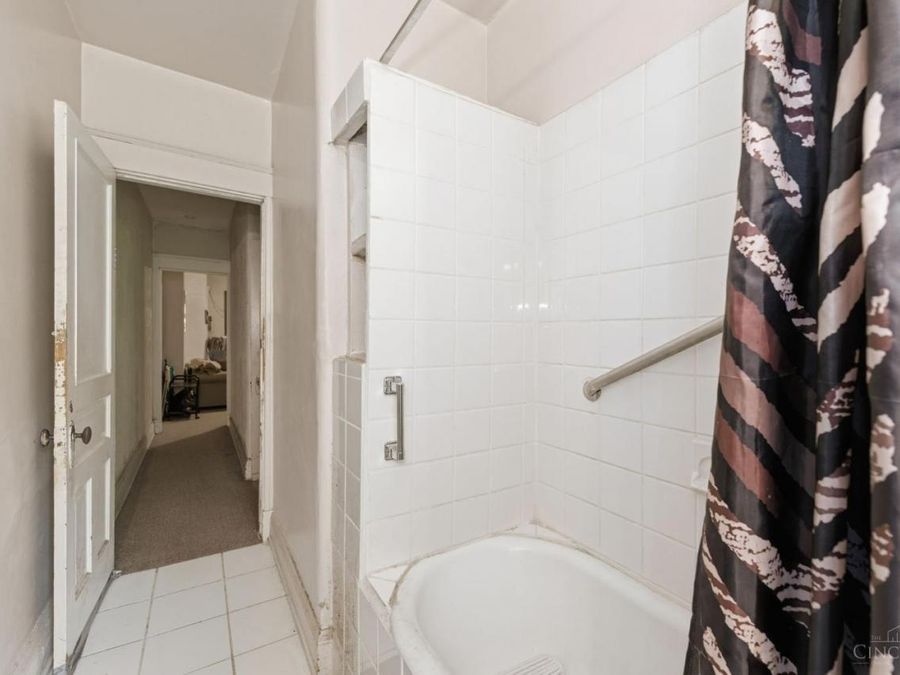 1907 Highland Avenue, Cincinnati, OH 45219 Photo 22