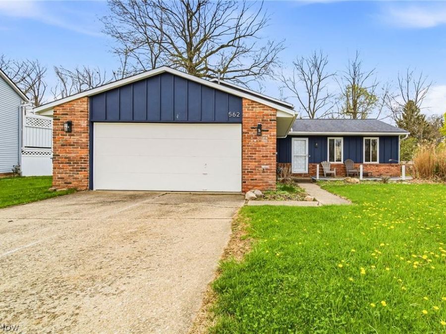 562 Vesely Court , Eastlake, OH 44095 Photo 1