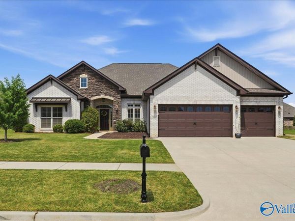 7605 Summerdawn Drive SE, Owens Cross Roads, AL 35763
