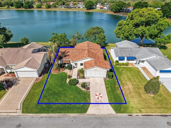 930 CAMINO DEL REY DRIVE , THE VILLAGES, FL 32159