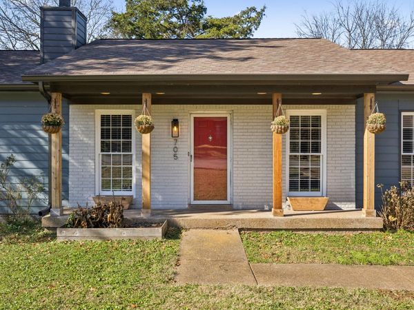 705 Sandburg Pl , Nashville, TN 37214