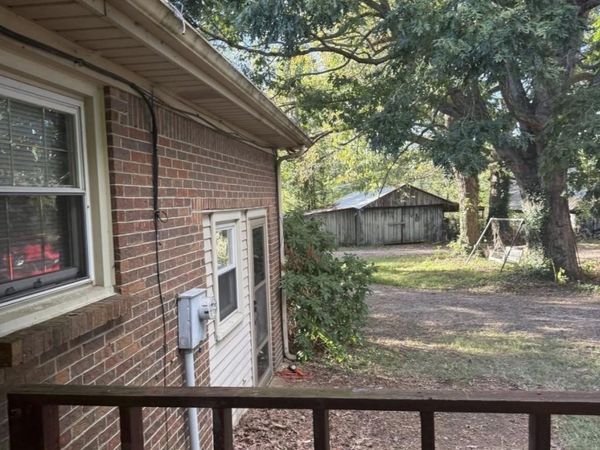 454 W Boiling Springs Rd , Portland, TN 37148