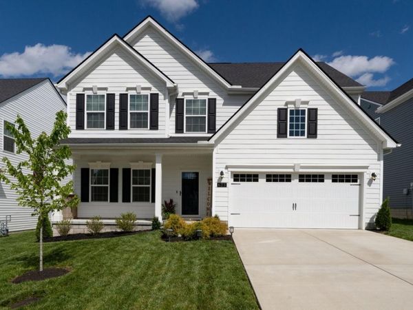 825 Raintree Dr , Smyrna, TN 37167