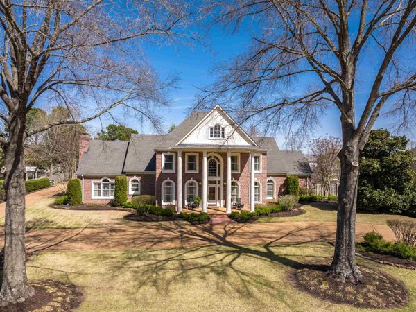 2410 HALLE PKY , Collierville, TN 38017