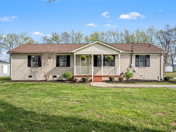 210 Sunset St , Unionville, TN 37180