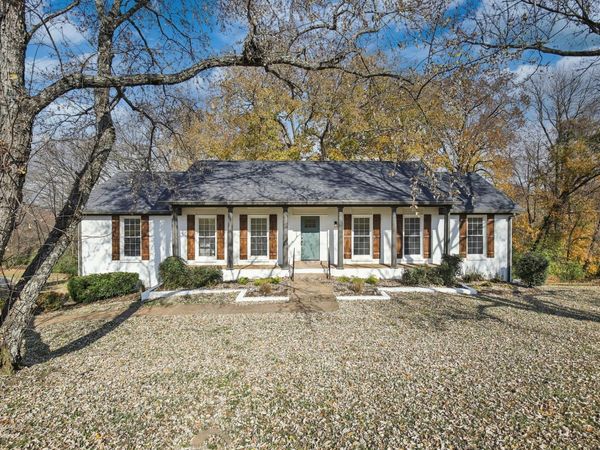 8132 Cloverland Dr , Nashville, TN 37211