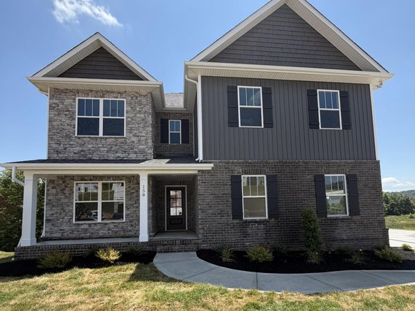 158 Roseberry St, Oak Ridge, TN 37830