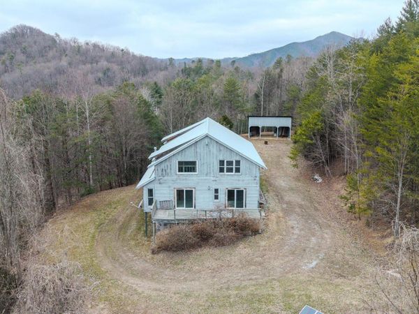 856 Little Berry Way, Del Rio, TN 37727