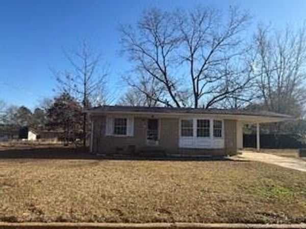 277 Chicksaw Street, Holly Springs, MS 38635