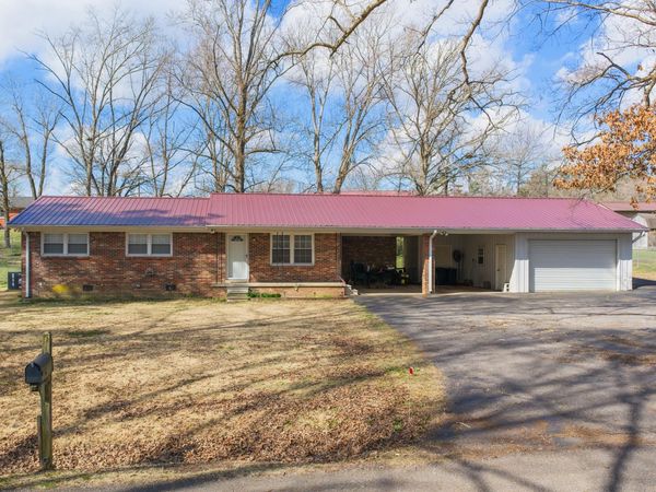 96 Maple Cir , Decaturville, TN 38329