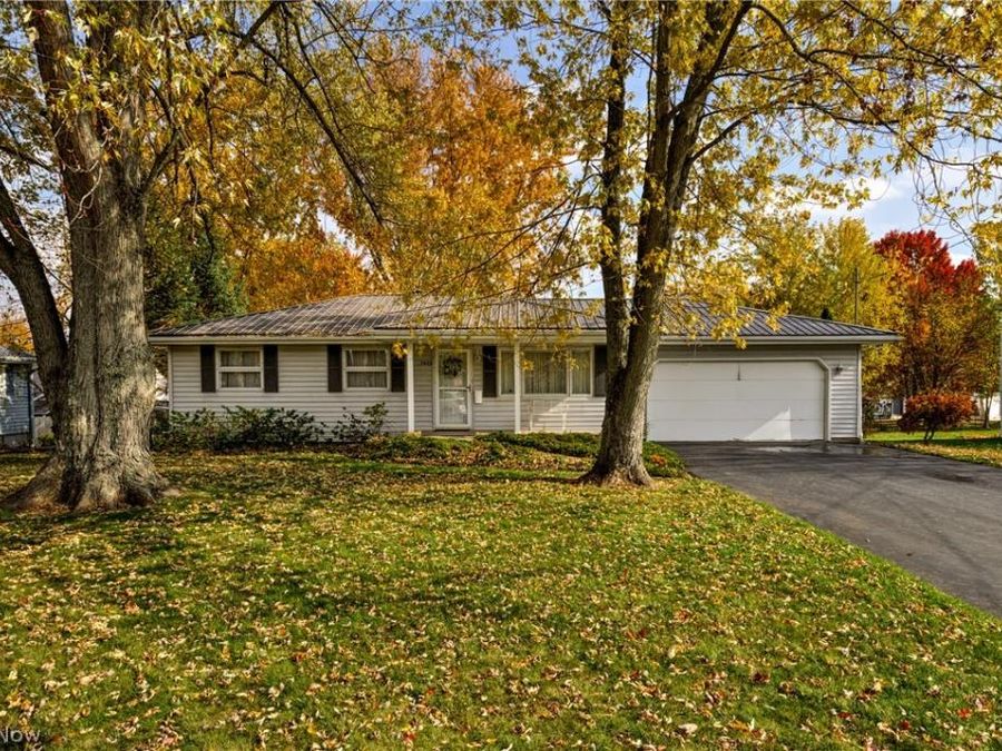 7443 Sugartree Drive , Boardman, OH 44512 Photo 1