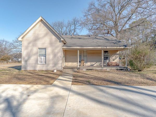 1020 Jefferson Ave W , Jonesboro, AR 72401