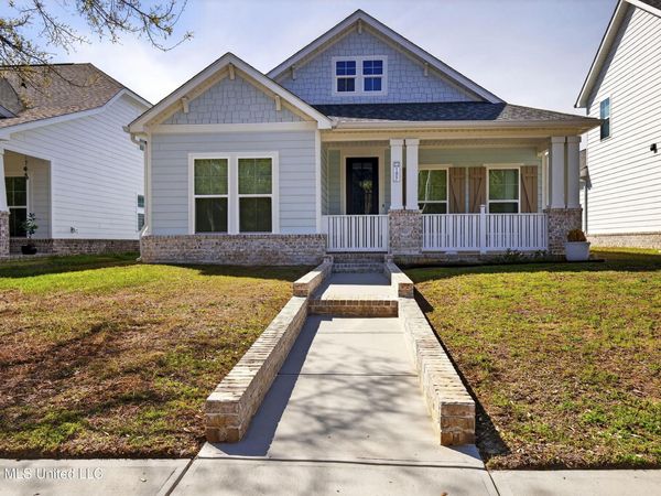 127 Grande View Drive, Biloxi, MS 39531