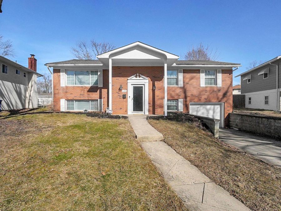 1452 Ironwood Drive , Columbus, OH 43229 Photo 1