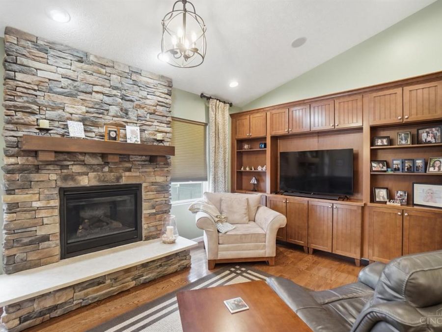 305 Haybrooke Drive, Maineville, OH 45039 Photo 19