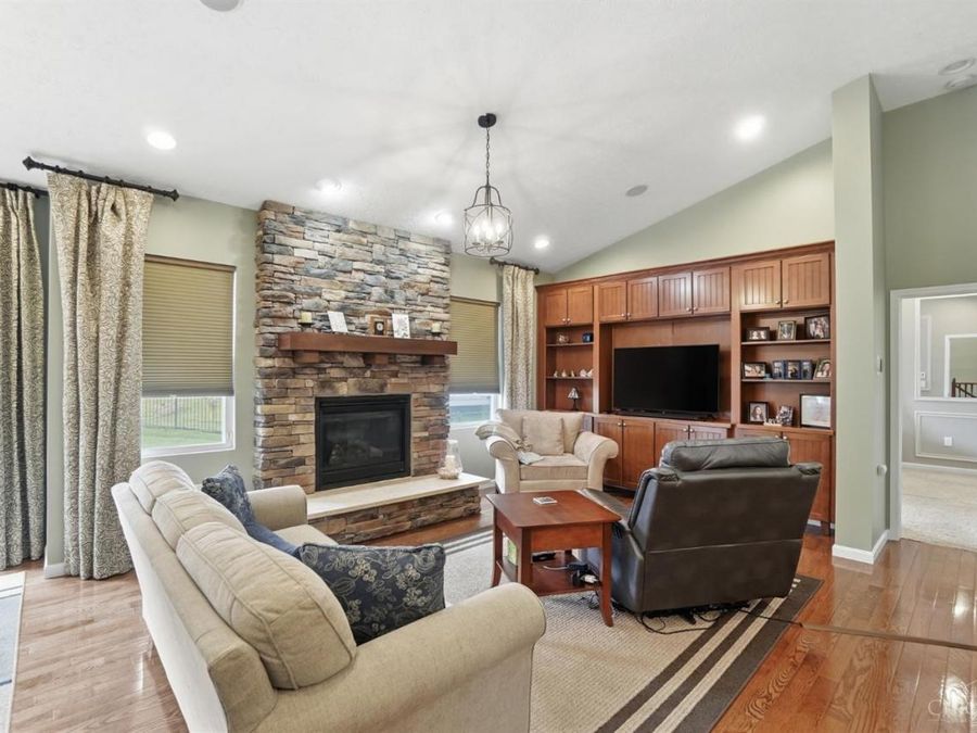 305 Haybrooke Drive, Maineville, OH 45039 Photo 25