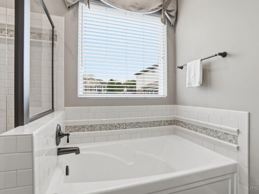 305 Haybrooke Drive, Maineville, OH 45039 Photo 36
