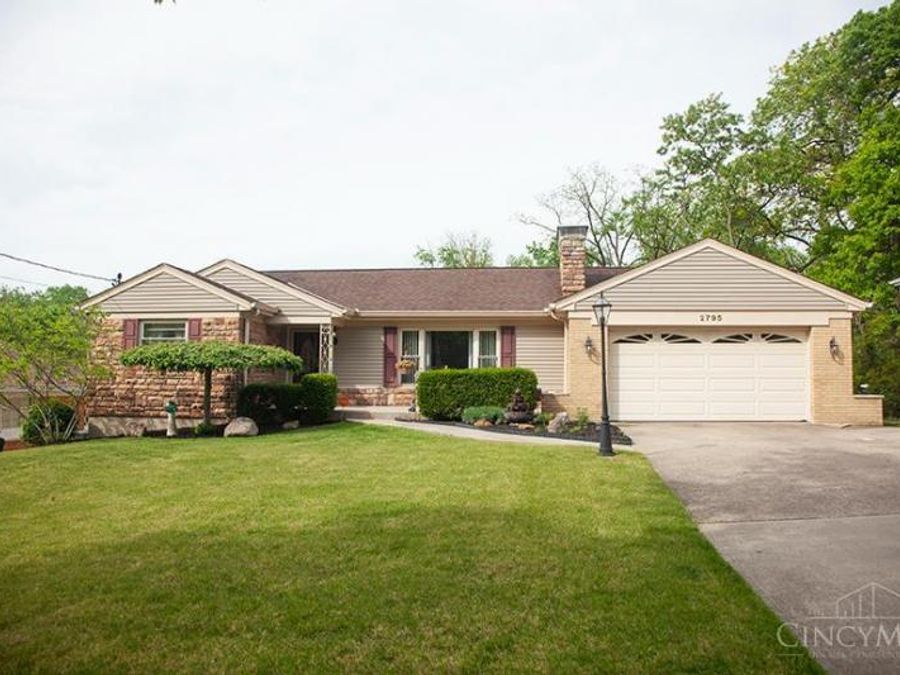 2795 Westbrook Drive, Cincinnati, OH 45211 Photo 1