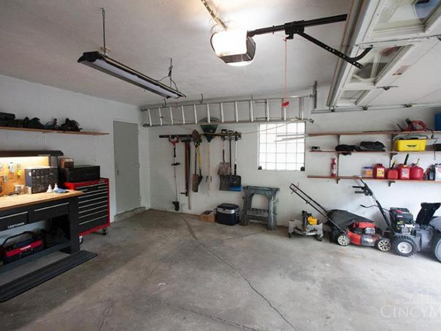 2795 Westbrook Drive, Cincinnati, OH 45211 Photo 31