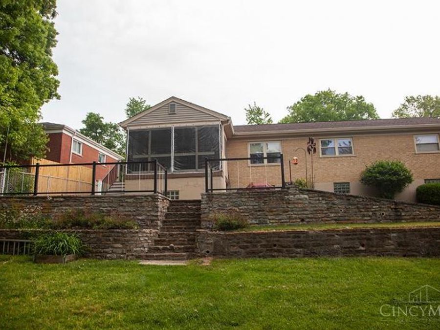 2795 Westbrook Drive, Cincinnati, OH 45211 Photo 41