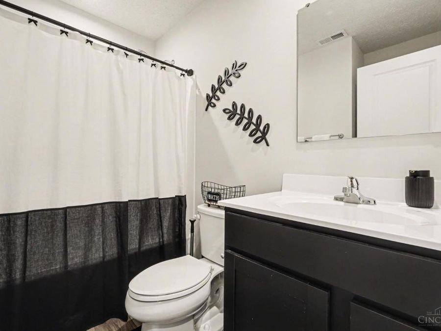 9821 Melcarl Drive, Colerain Township, OH 45251 Photo 16
