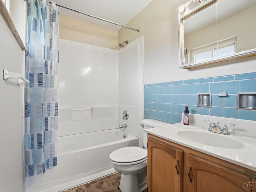 8796 Neptune Drive, Springfield Township, OH 45231 Photo 19