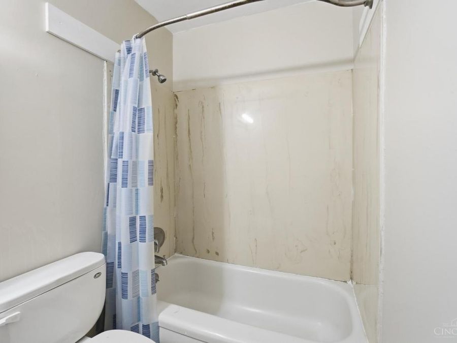 8796 Neptune Drive, Springfield Township, OH 45231 Photo 25