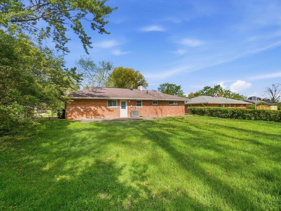 8796 Neptune Drive, Springfield Township, OH 45231 Photo 33