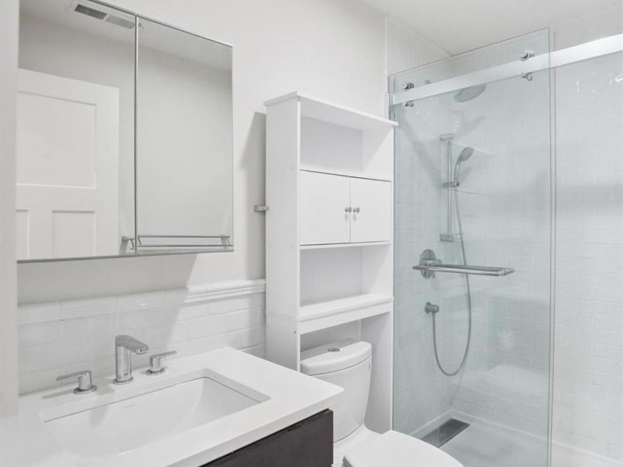 433 Clark Street, Unit B, Cincinnati, OH 45203 Photo 15