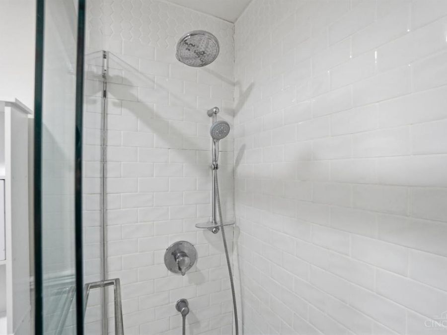 433 Clark Street, Unit B, Cincinnati, OH 45203 Photo 16