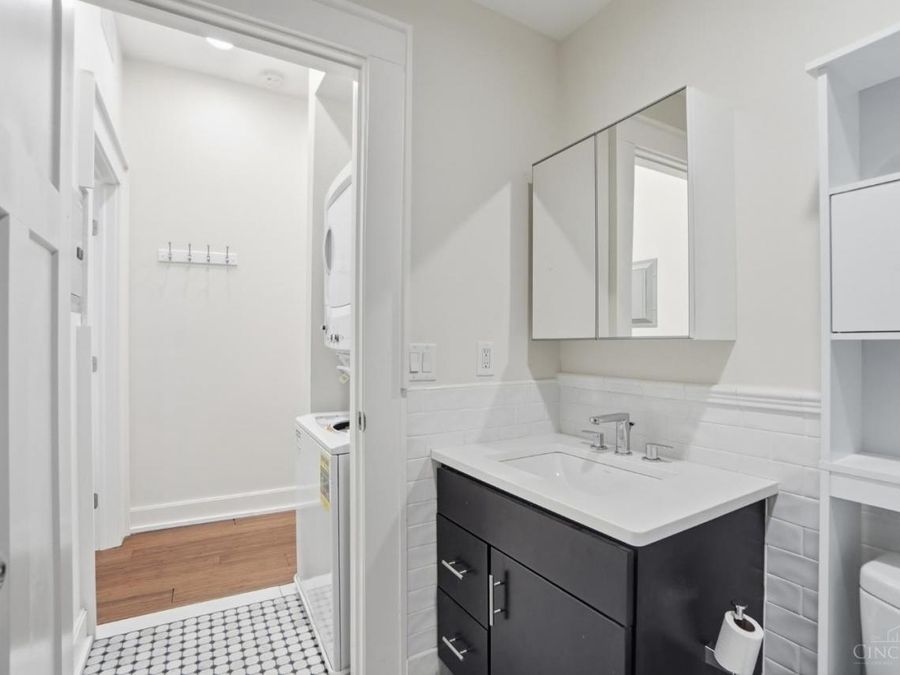 433 Clark Street, Unit B, Cincinnati, OH 45203 Photo 17