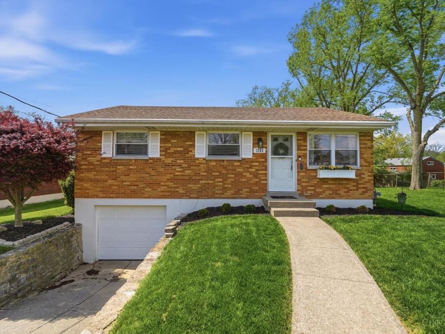 3283 Harmony Lane, Green Township, OH 45248 Photo 6