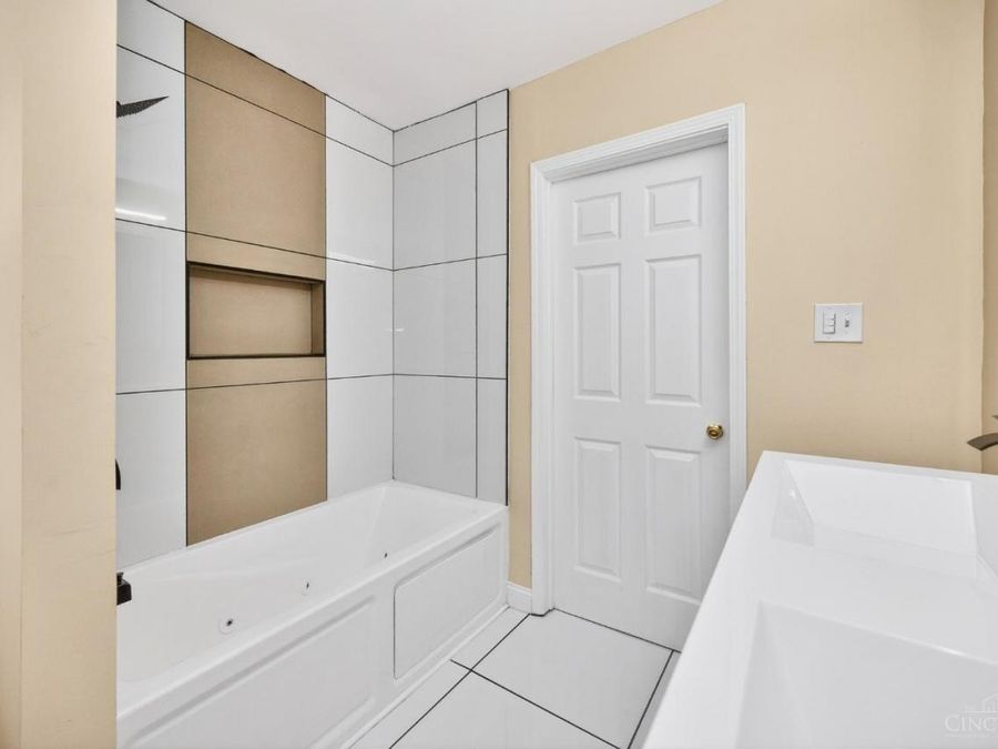 1989 Kinney Avenue, Cincinnati, OH 45207 Photo 27