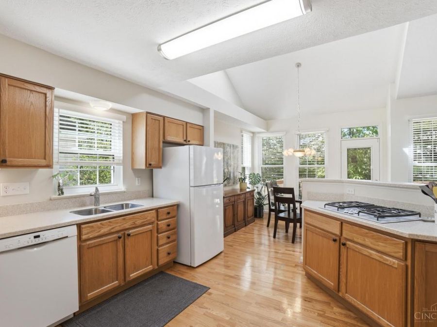 504 Dakota Run, Hamilton Township, OH 45039 Photo 11