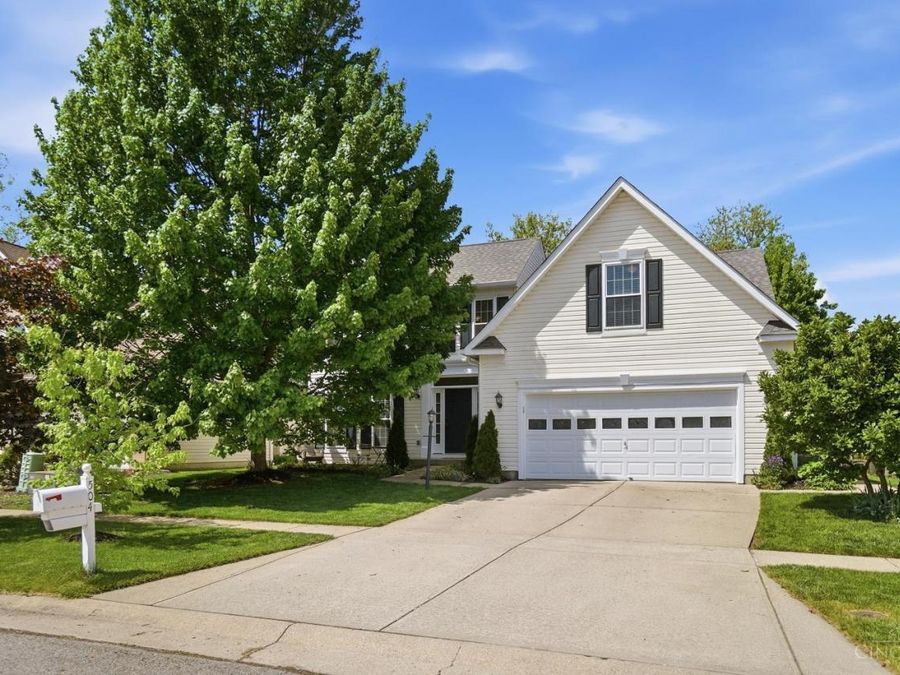 504 Dakota Run, Hamilton Township, OH 45039 Photo 2