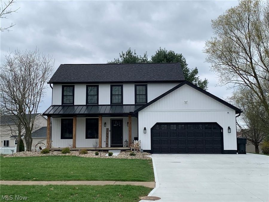 681 Oakcrest Drive , Wadsworth, OH 44281 Photo 1