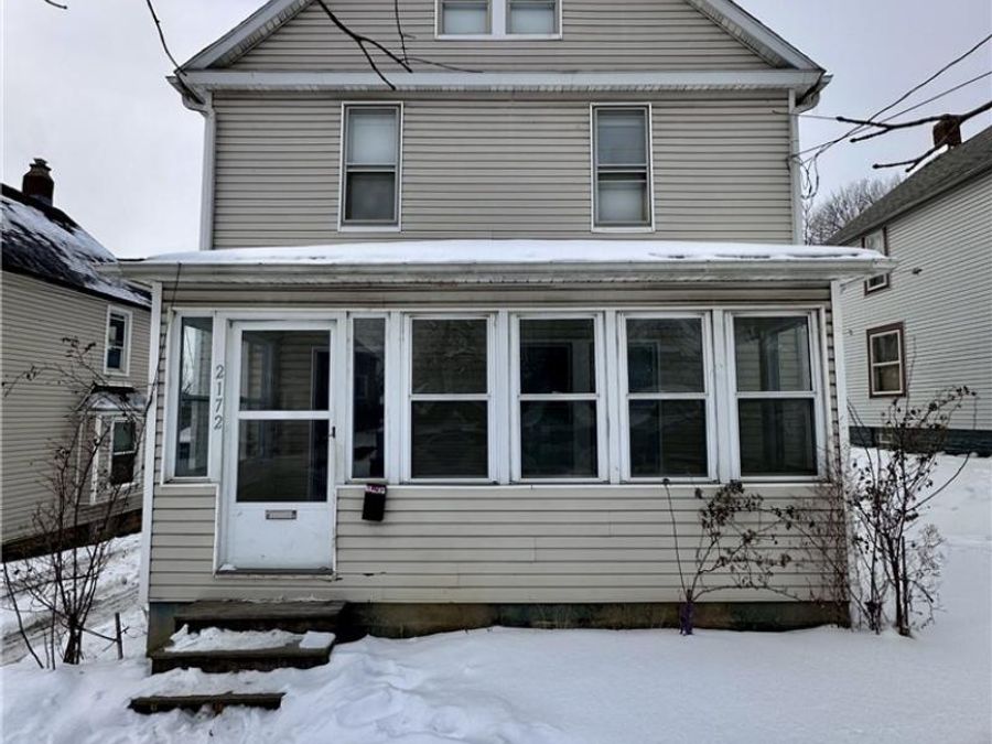 2172 12th Street SW, Akron, OH 44314 Photo 1