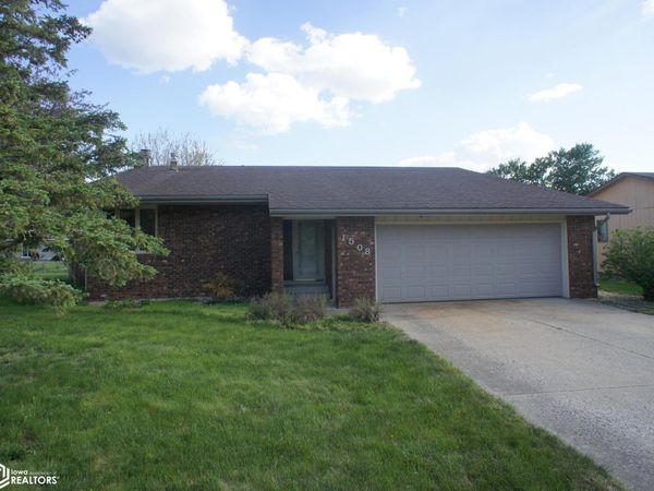 1508 Collins Street, Webster City, IA 50595