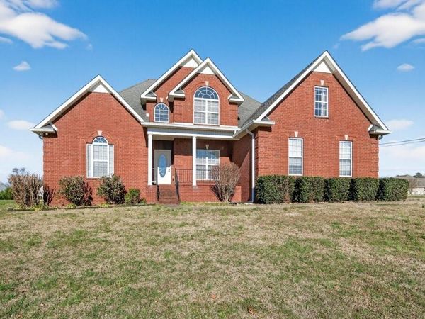 101 Hummingbird Lane , Shelbyville, TN 37160