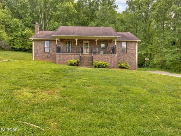 243 Bunch Lane , Clinton, TN 37716